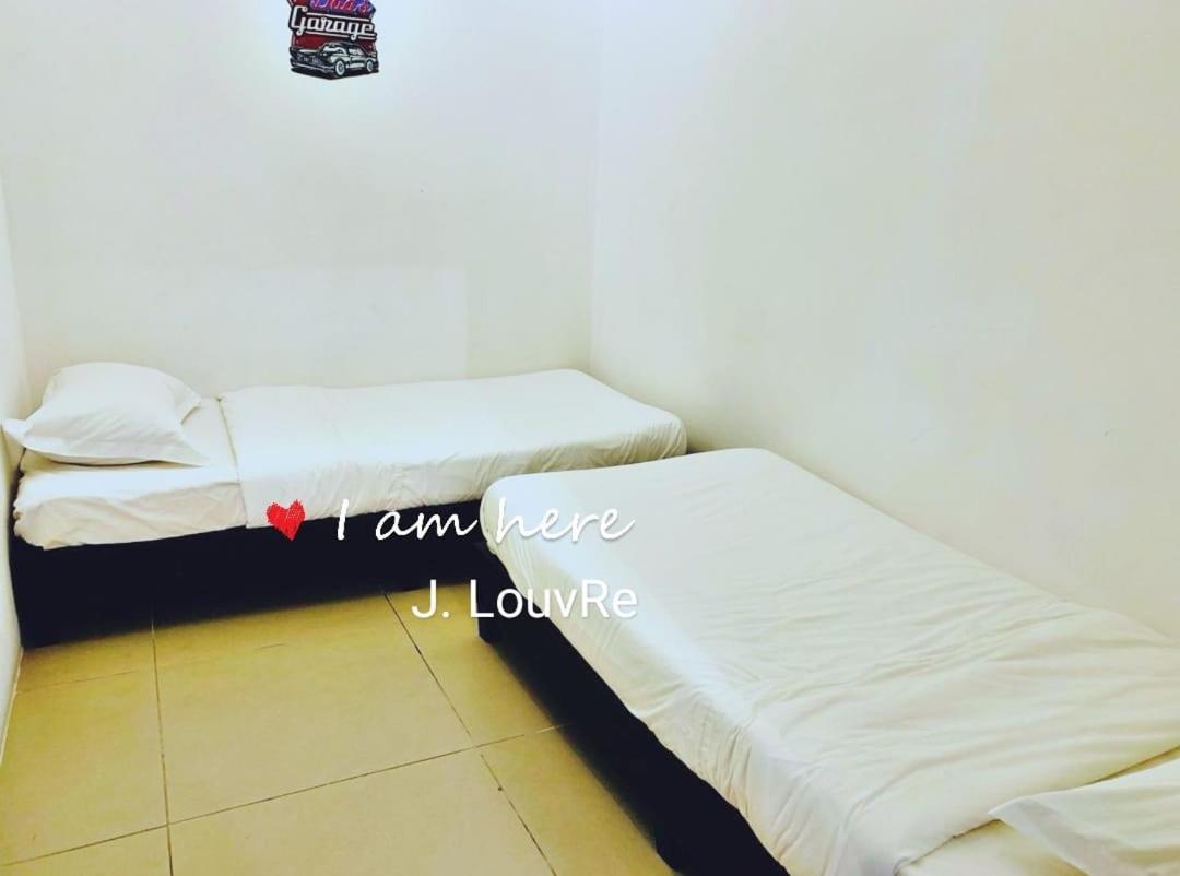 Golden Hills Pasar Malam 3 Bedroom J Louvre Apartment